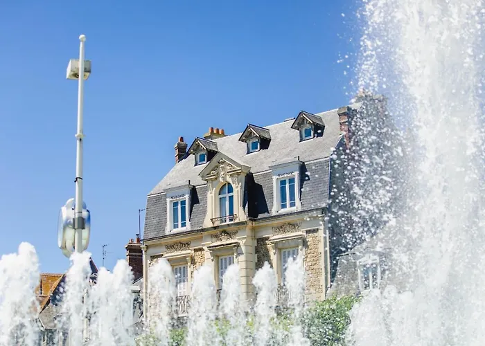 Olive - 4 Bdr - Garden - Centre Nyaraló *